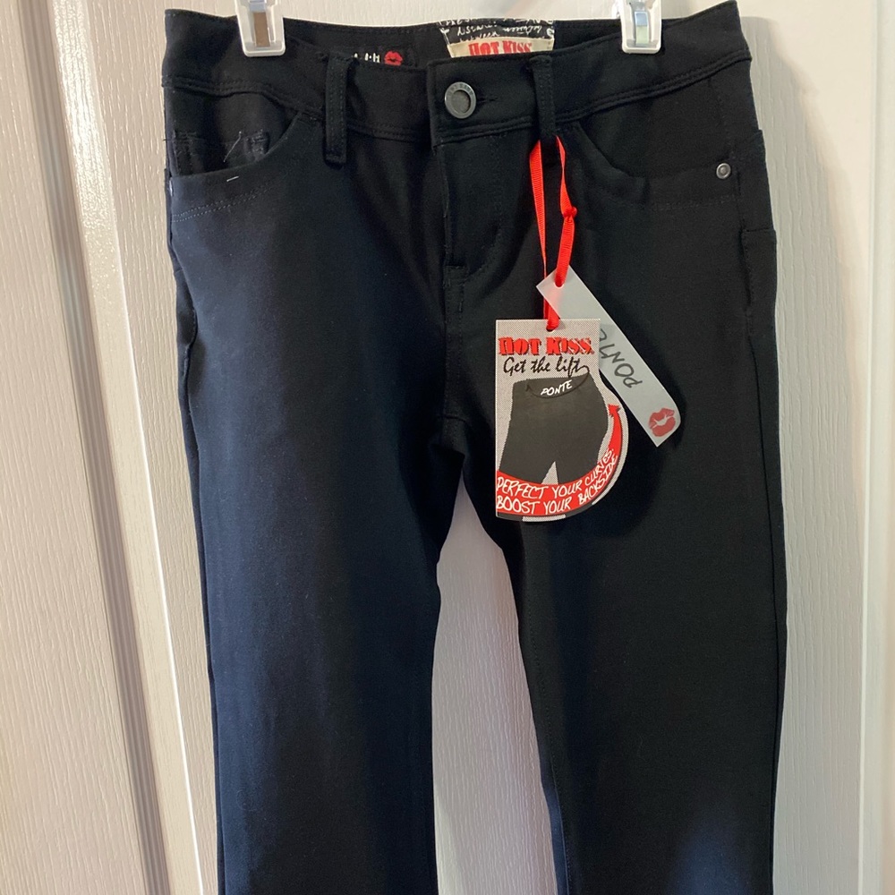 Hot Kiss Cropped Black Get the Lift Ponte Jeans